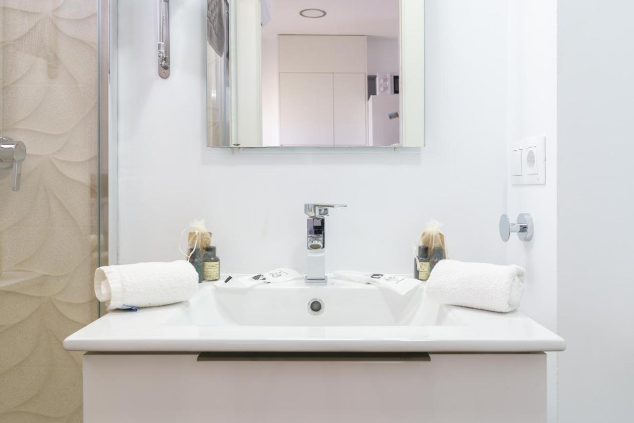Amazing Views Beachfront Apartment With Swimming Pool Benalmádena Exteriér fotografie